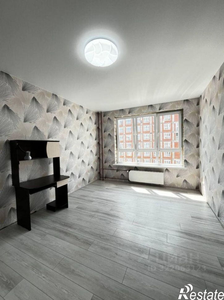 2-комн квартира улица Веры Волошиной, 42А,  д. 42А