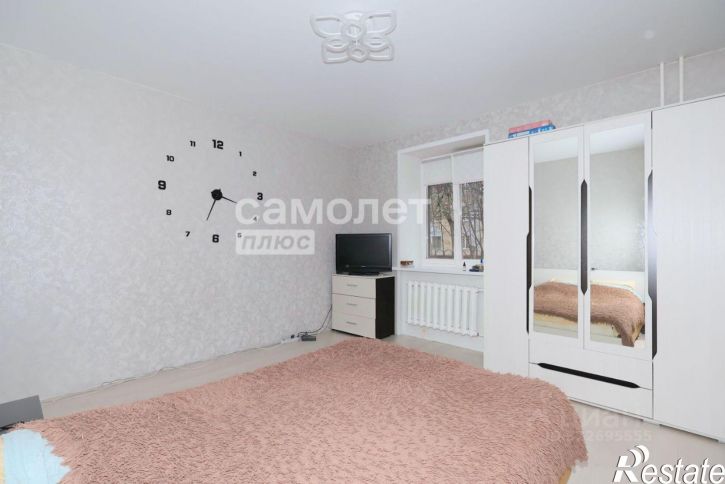 2-комн квартира ул Инициативная, 10,  д. 10