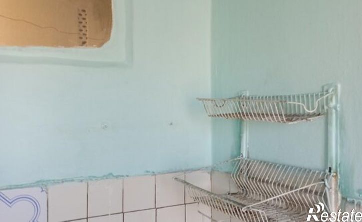 2-комн квартира улица Ворошилова, 9,  д. 9