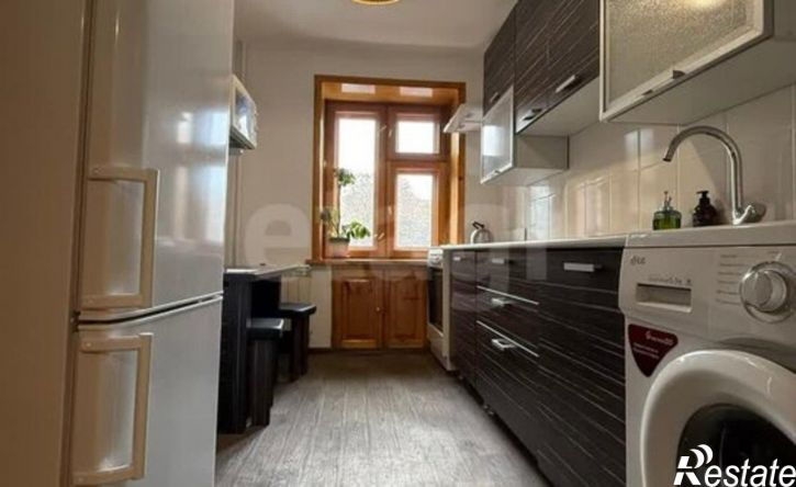 2-комн квартира проспект Шахтёров, 81,  д. 81