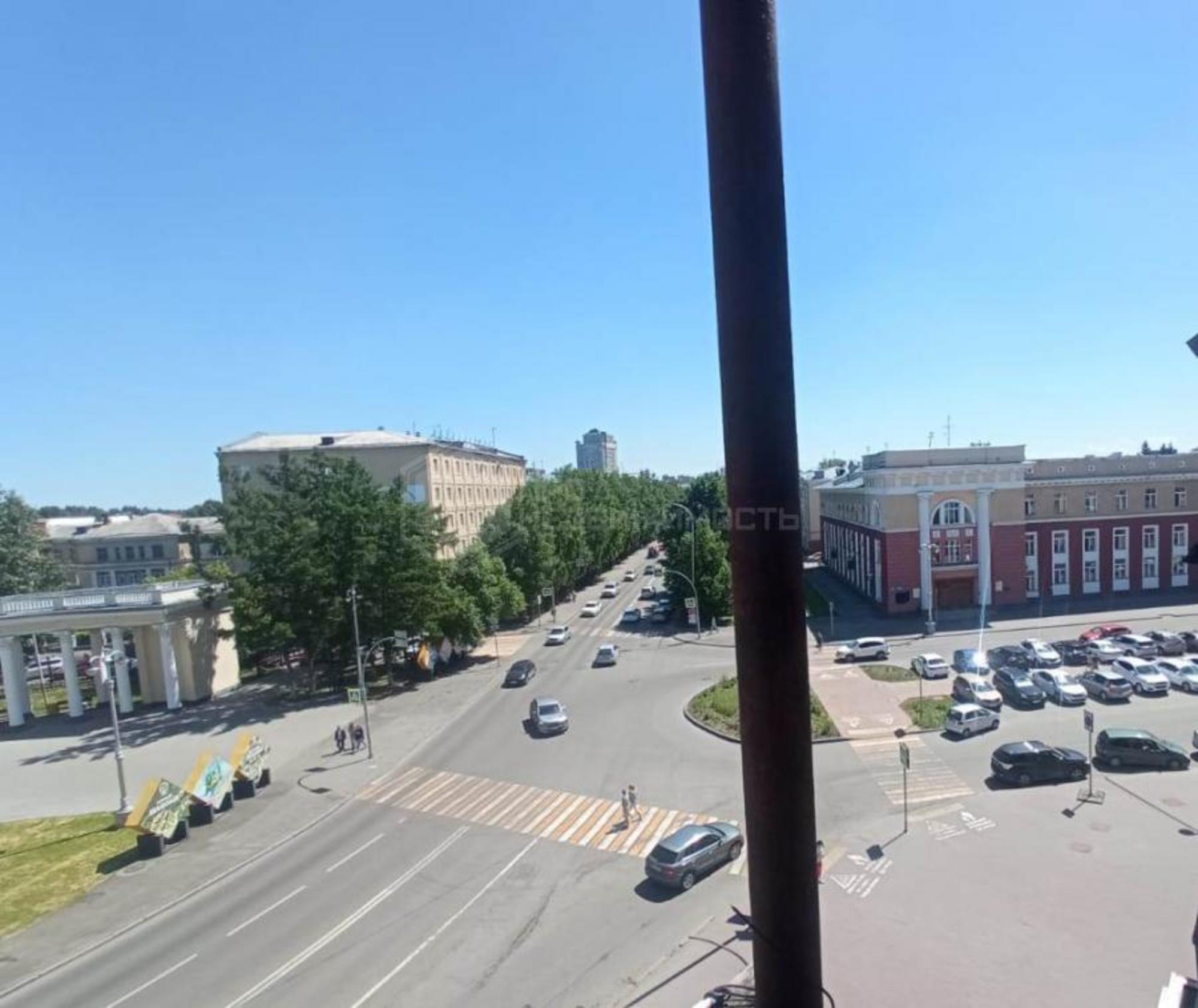 Купить квартиру за 4 100 000 рублей на Николая Островского, 23