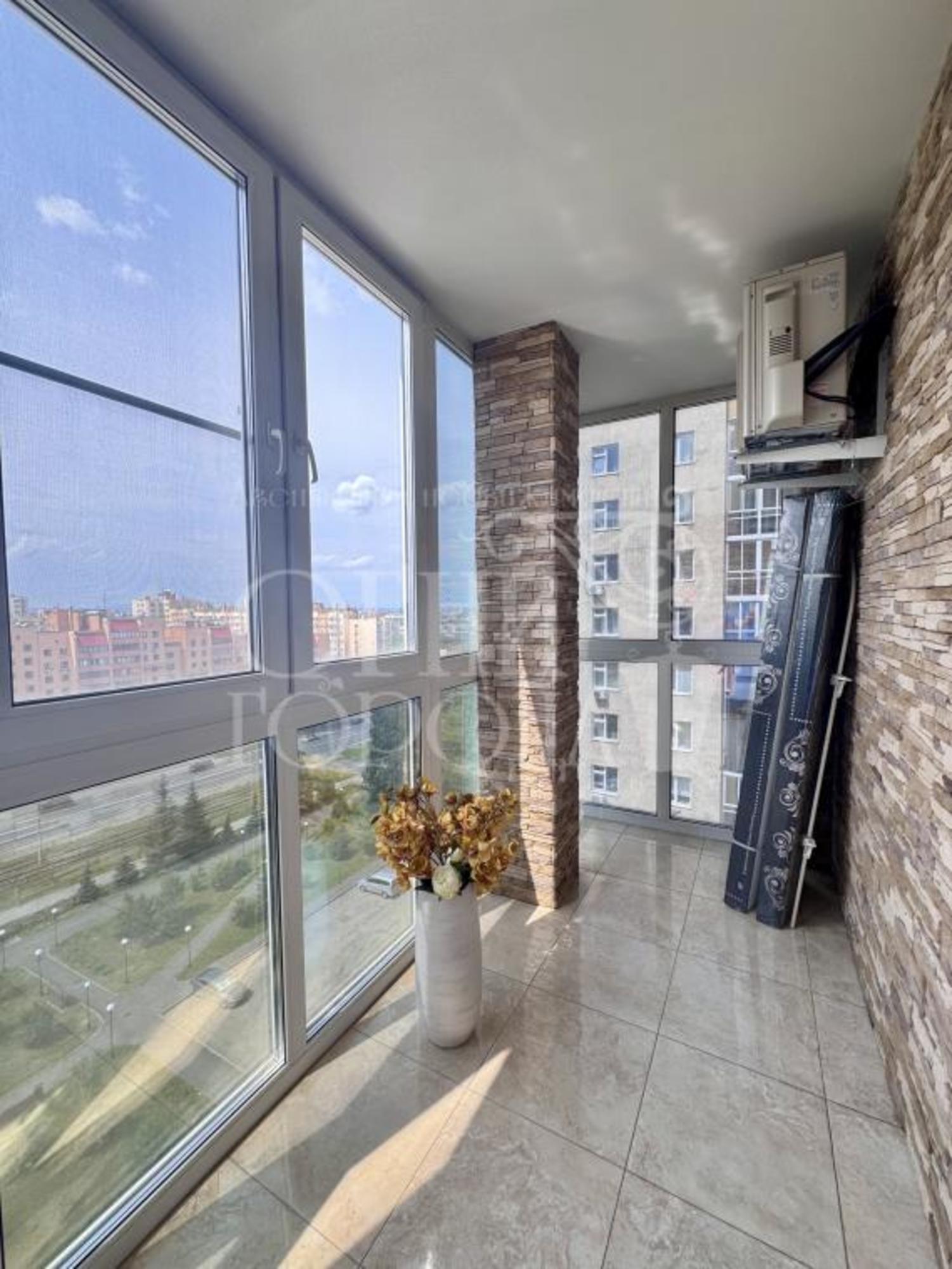 Купить квартиру за 15 970 000 рублей на Соборная, 12