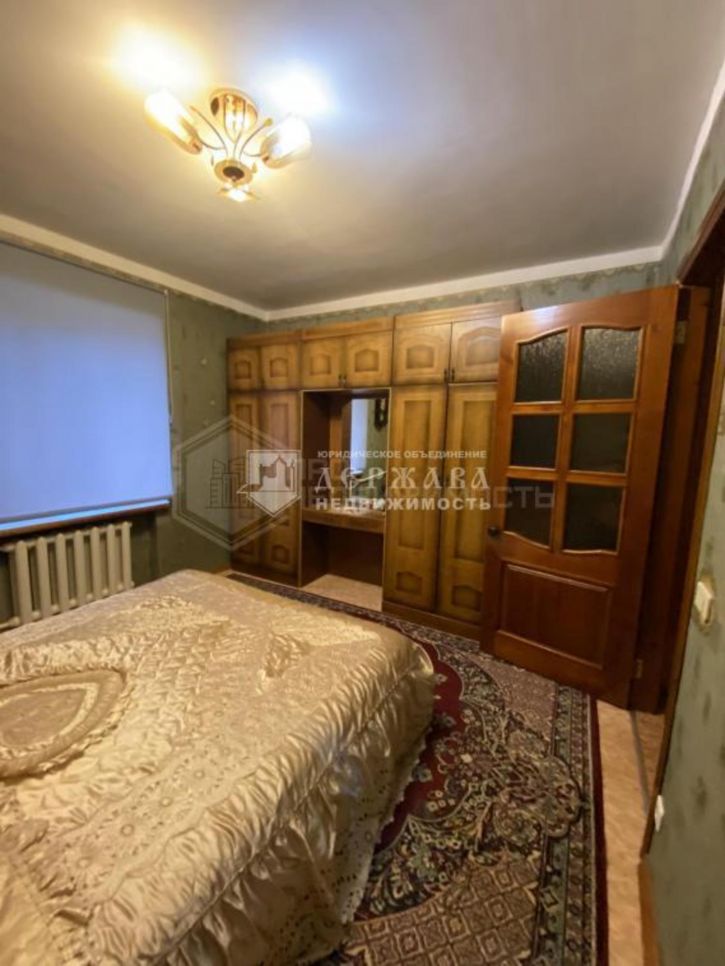 4-комн квартира Попова, 5А