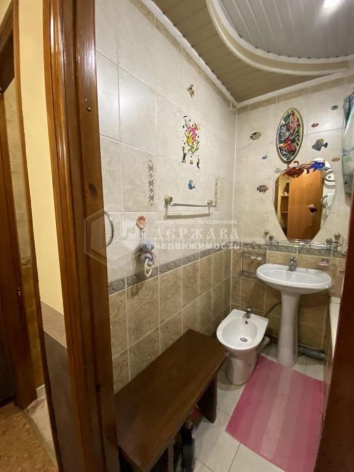 4-комн квартира Попова, 5А