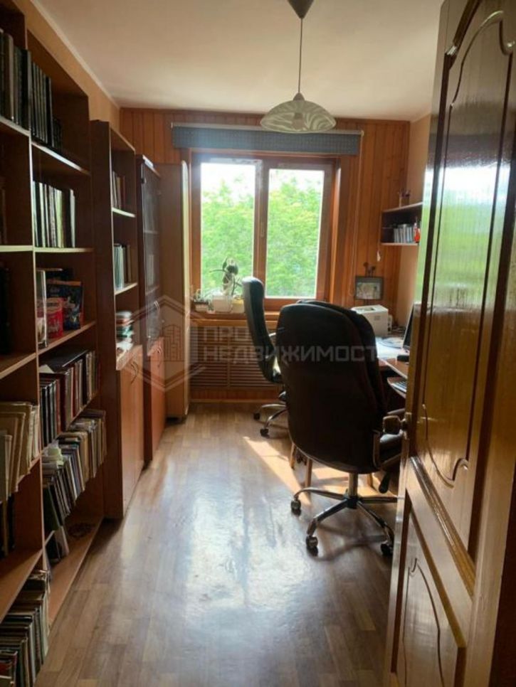 4-комн квартира Московский пр-кт, 15а