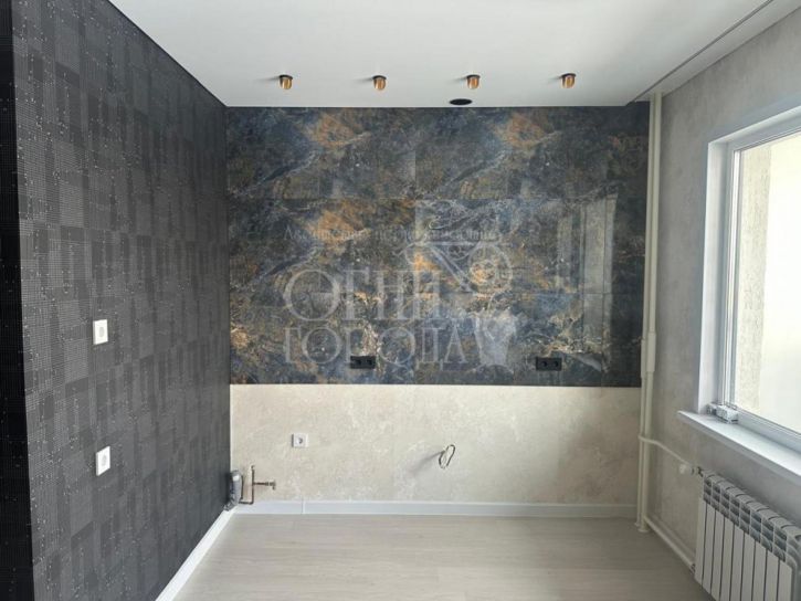 3-комн квартира б-р Строителей, 60 к 3