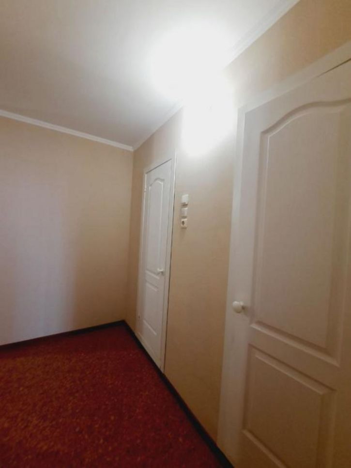 2-комн квартира Шахтеров пр-кт, 121