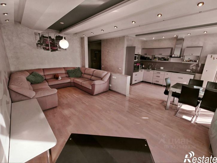 3-комн квартира Большевистская улица, 2,  д. 2