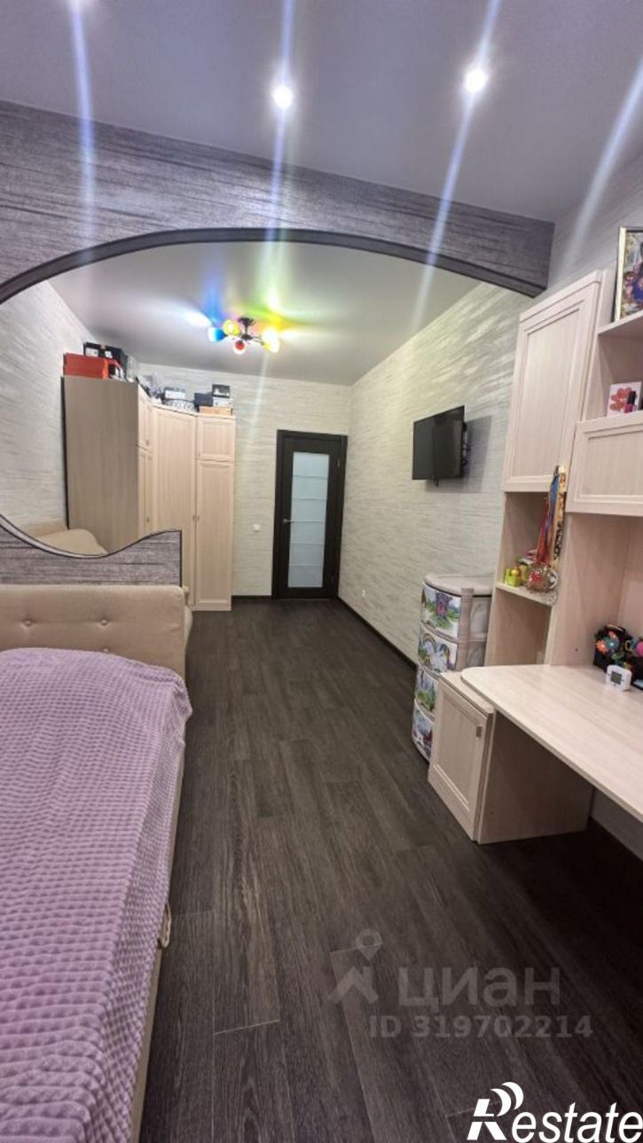 3-комн квартира 2-я Заречная улица, 5,  д. 5