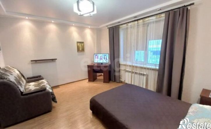 2-комн квартира пр-кт Шахтеров, 62,  д. 62