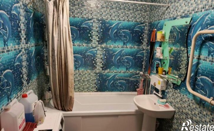 2-комн квартира улица Нахимова, 258,  д. 258