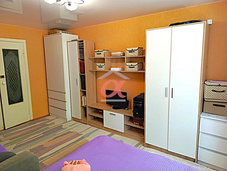 2-комн квартира Веры Волошиной улица, 28