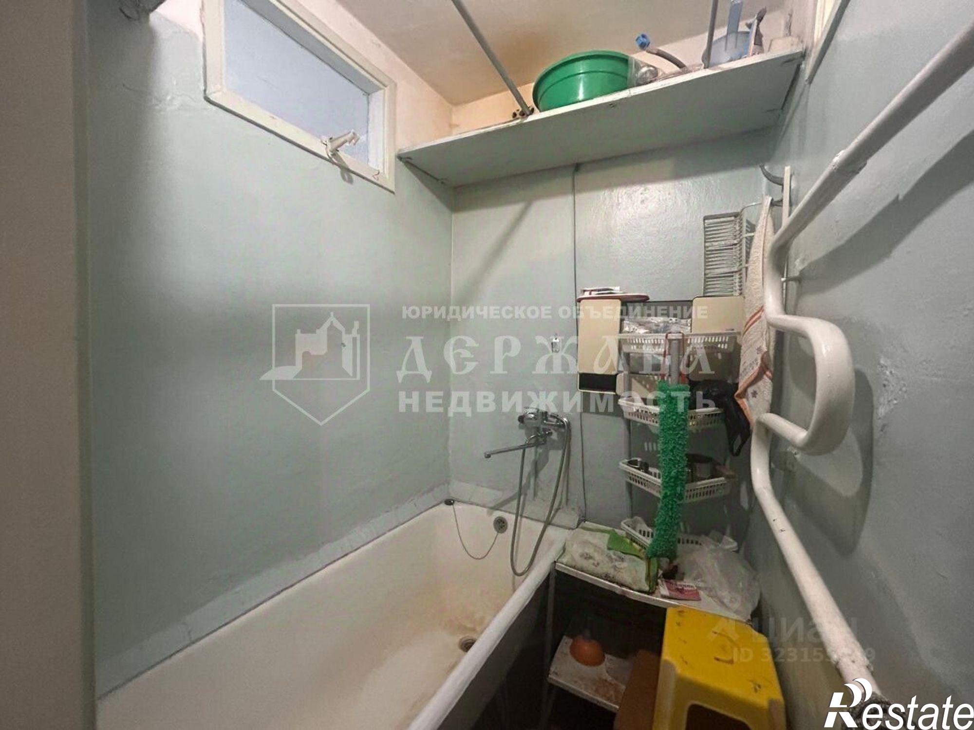 Купить квартиру за 3 490 000 рублей на проспект Шахтёров, 35А