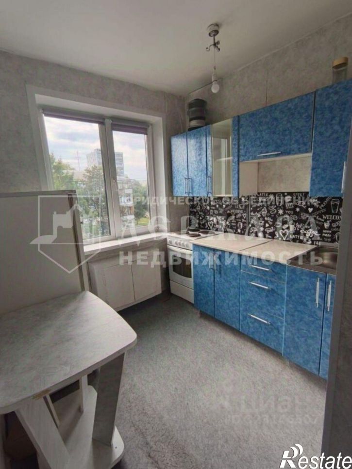 2-комн квартира бульвар Строителей, 11,  д. 11