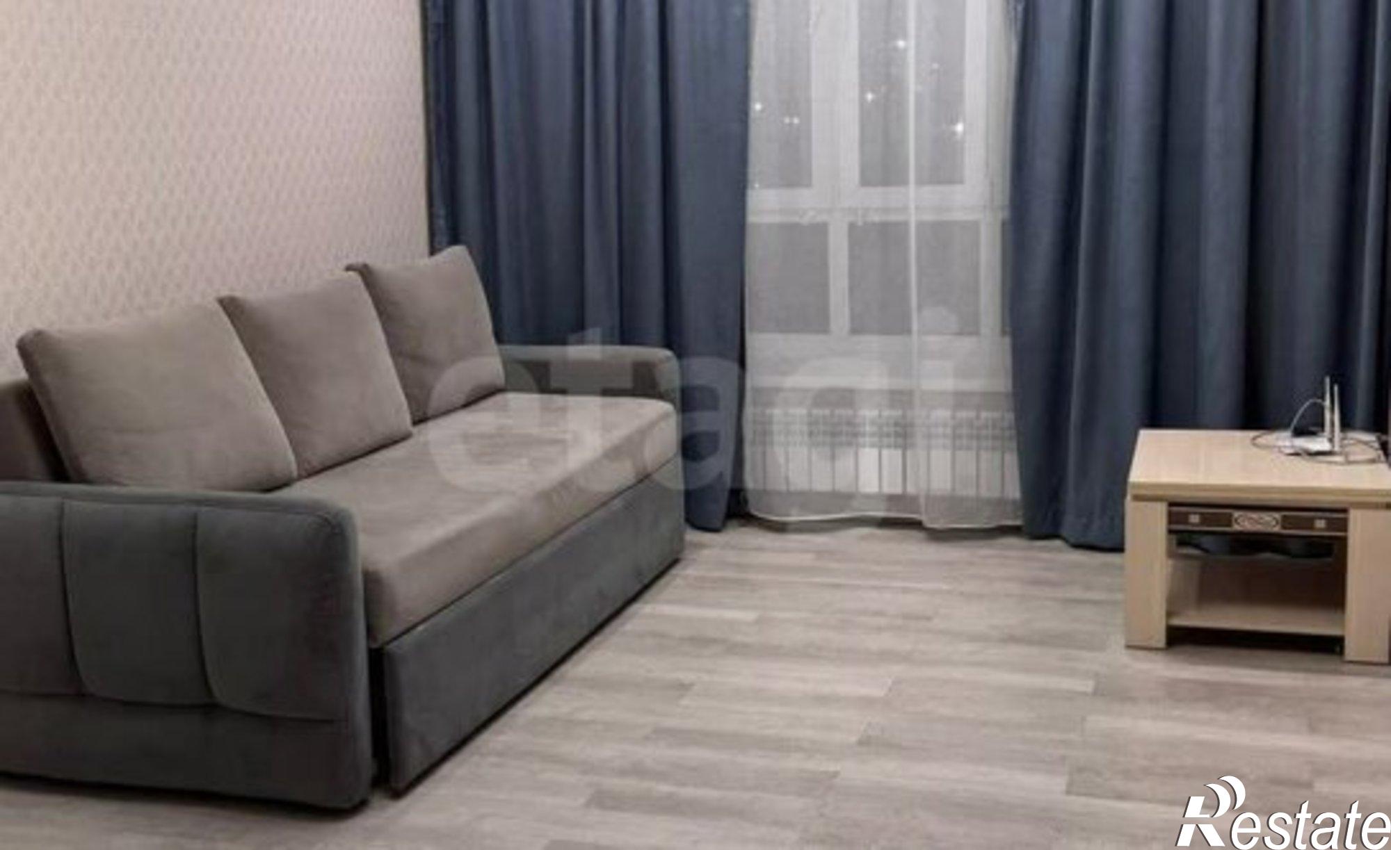 Купить квартиру за 8 000 000 рублей на б-р Строителей, 60