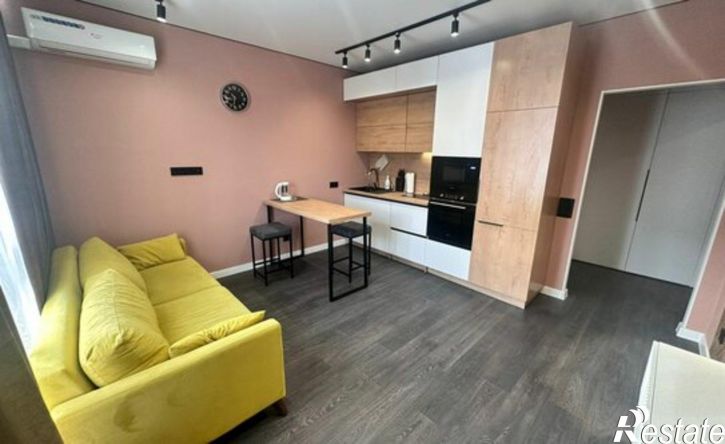 2-комн квартира бульвар Строителей, 60 к3,  д. 60 к3