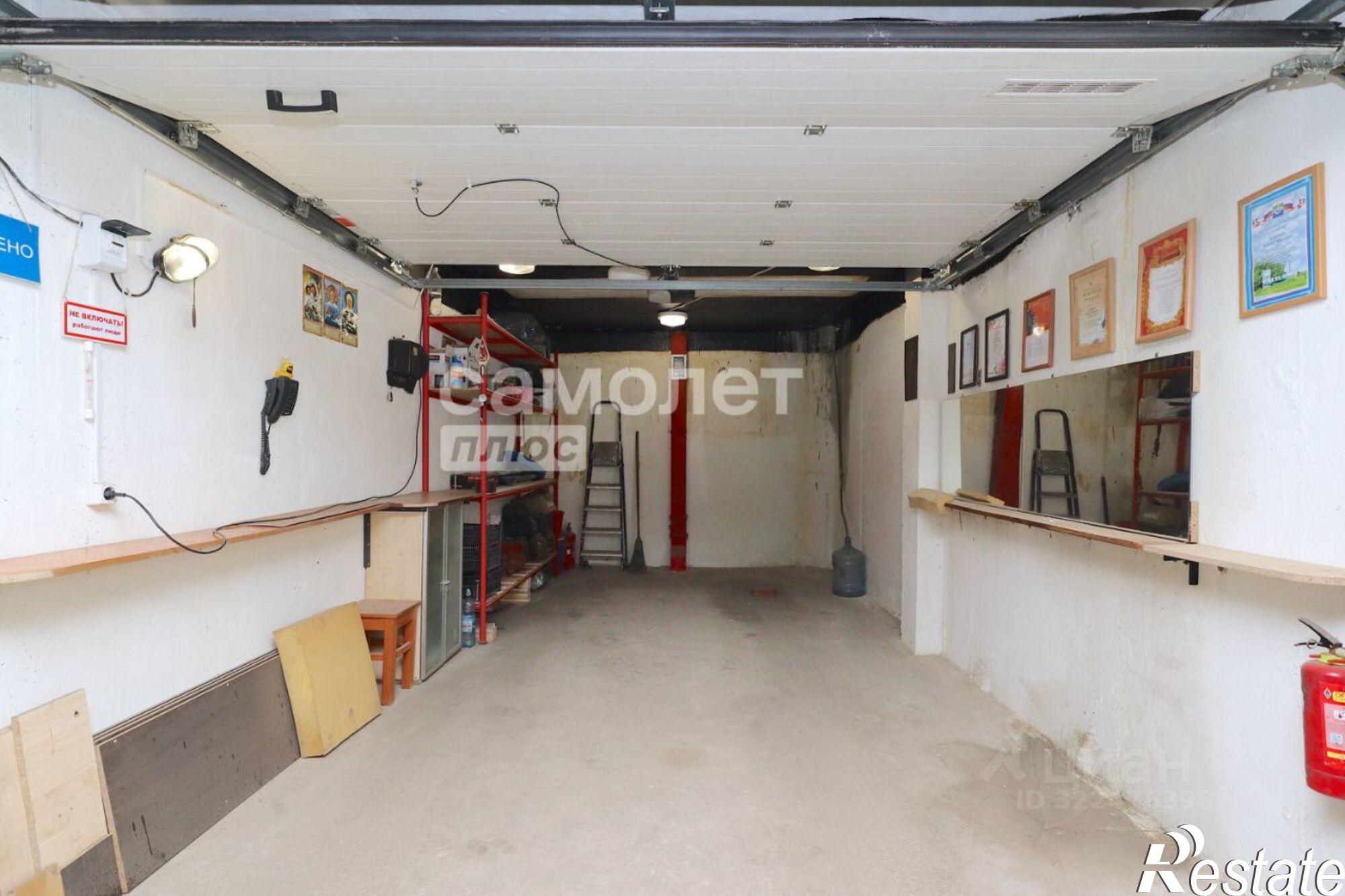 Купить гараж, место в паркинге за 1 352 900 рублей на Гвардейская улица, 60