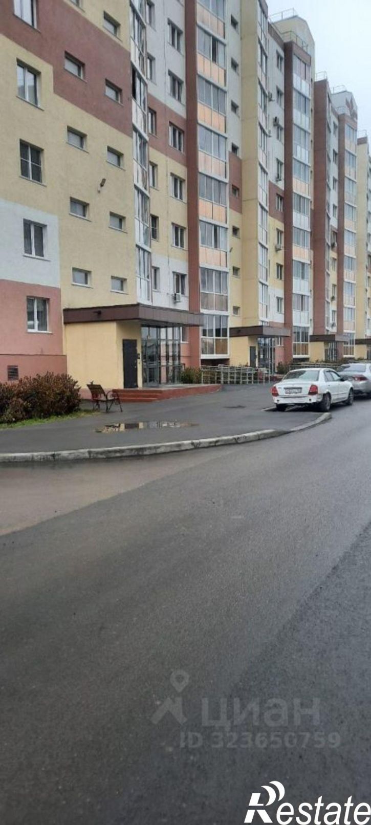 2-комн квартира бульвар Строителей, 52,  д. 52