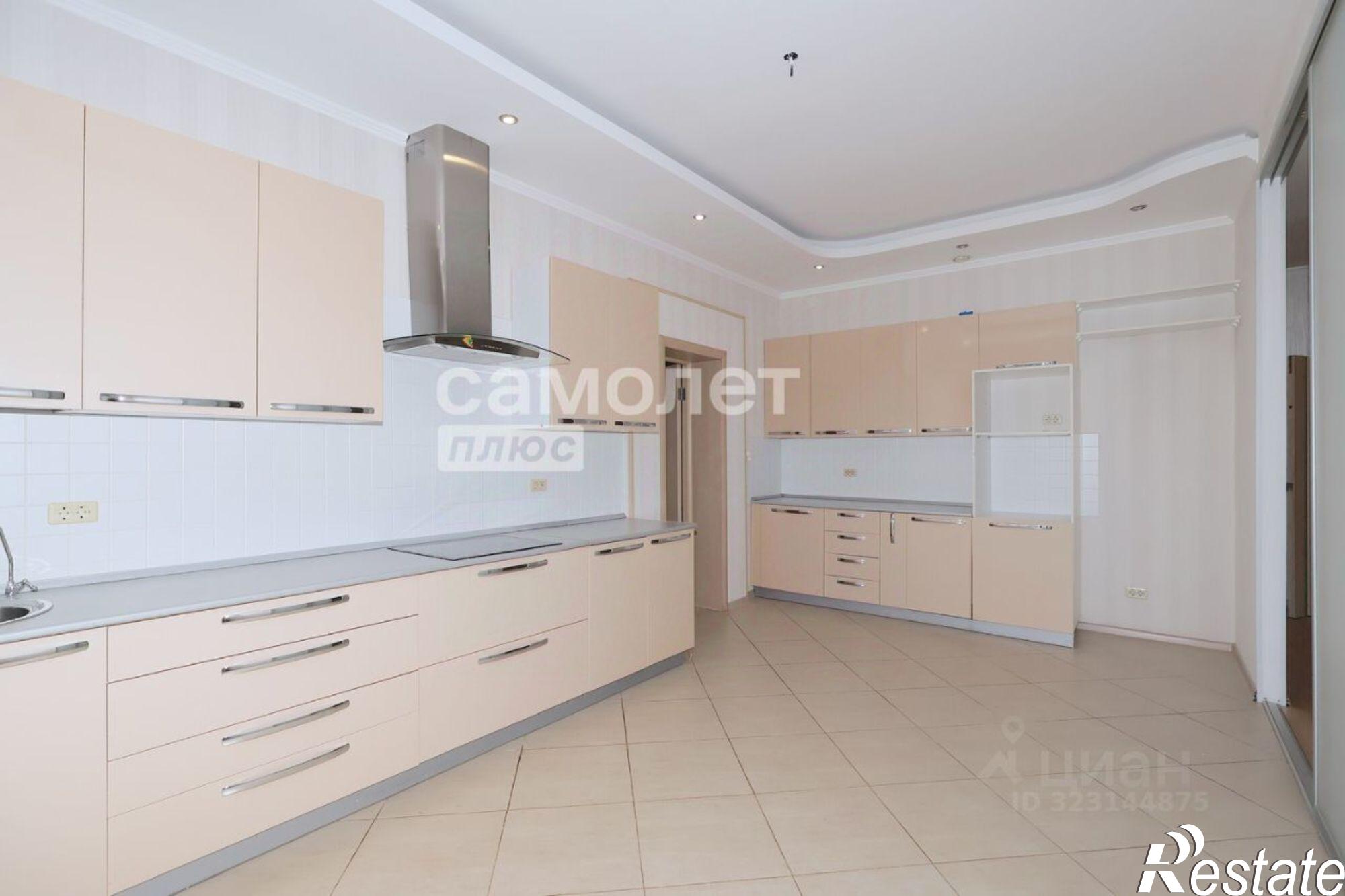 Купить квартиру за 16 900 000 рублей на бульвар Строителей, 53