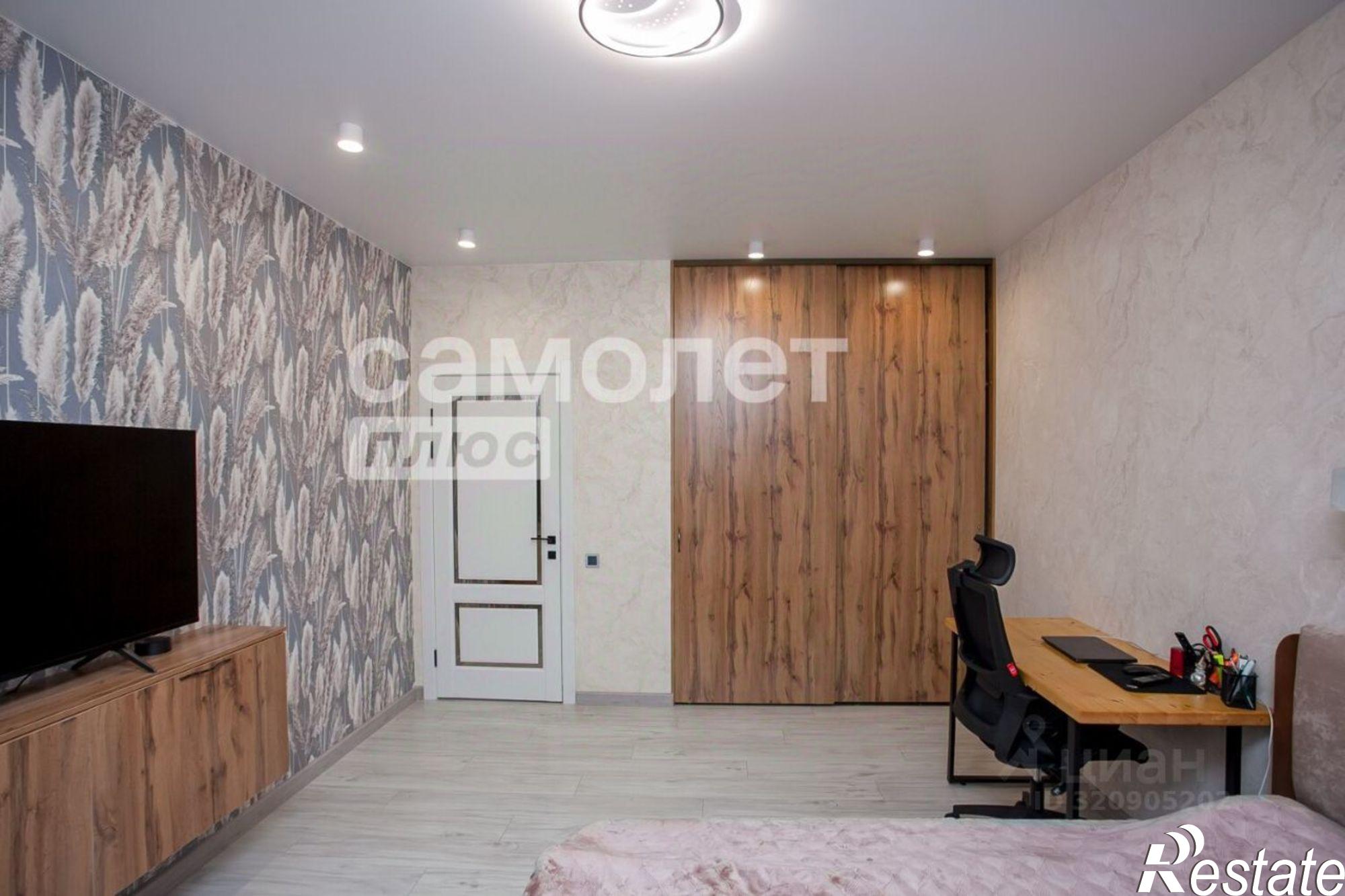 Купить квартиру за 15 999 000 рублей на Молодёжный проспект, 19