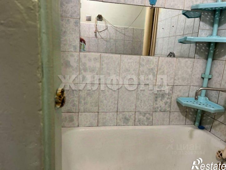 Комната Инициативная улица, 6/1,  д. 6/1