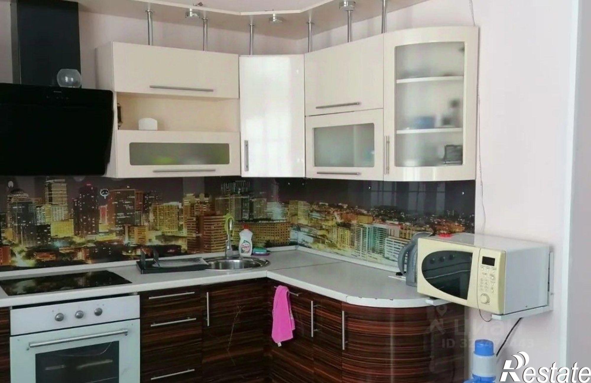 Сдать дачу, дом, коттедж за 60 000 рублей на Полярная улица, 11