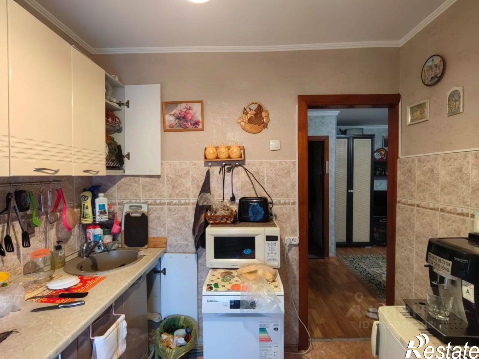 Купить квартиру за 4 200 000 рублей на проспект Шахтёров, 67