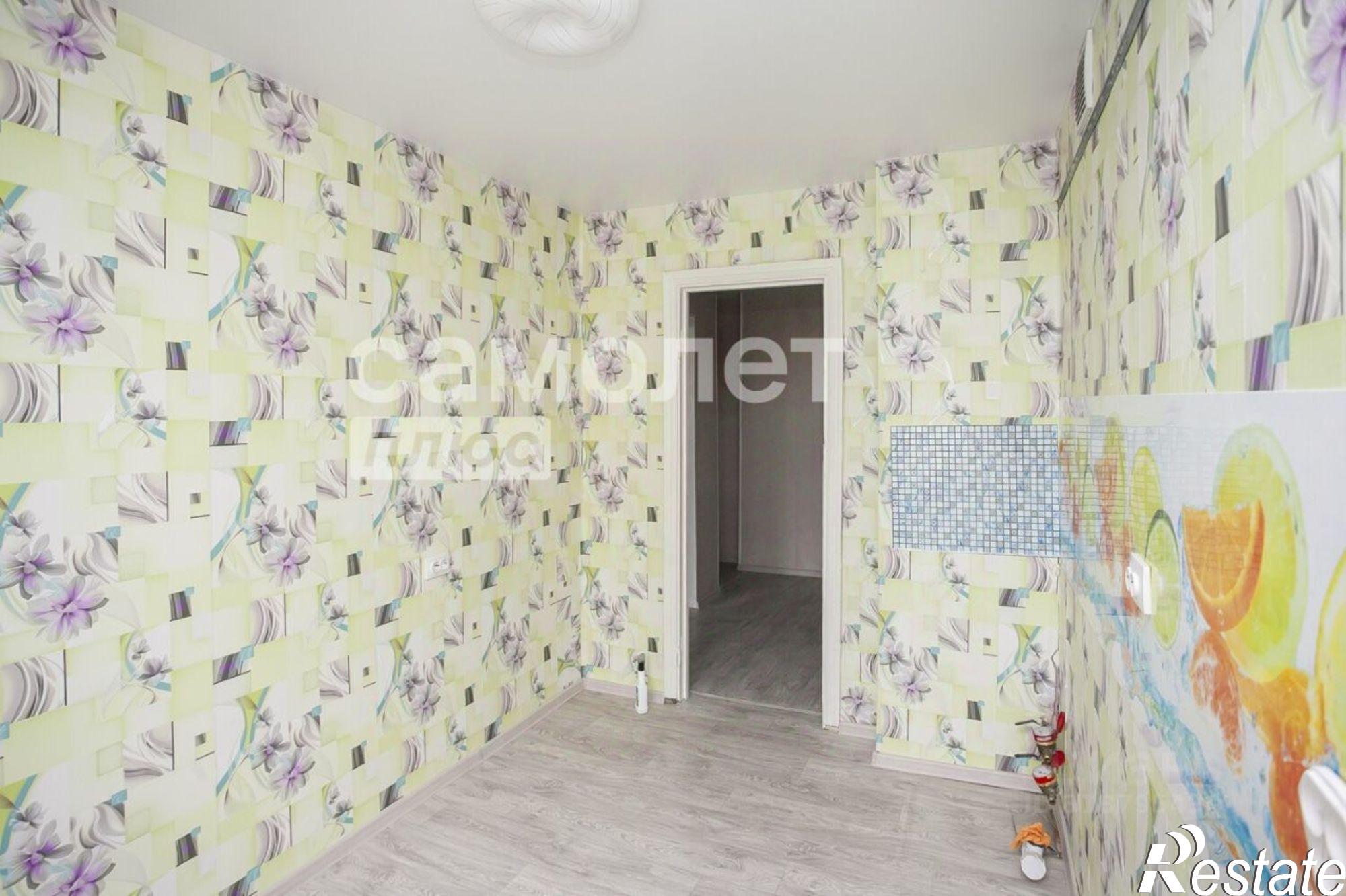 Купить квартиру за 4 800 000 рублей на проспект Шахтёров, 83А