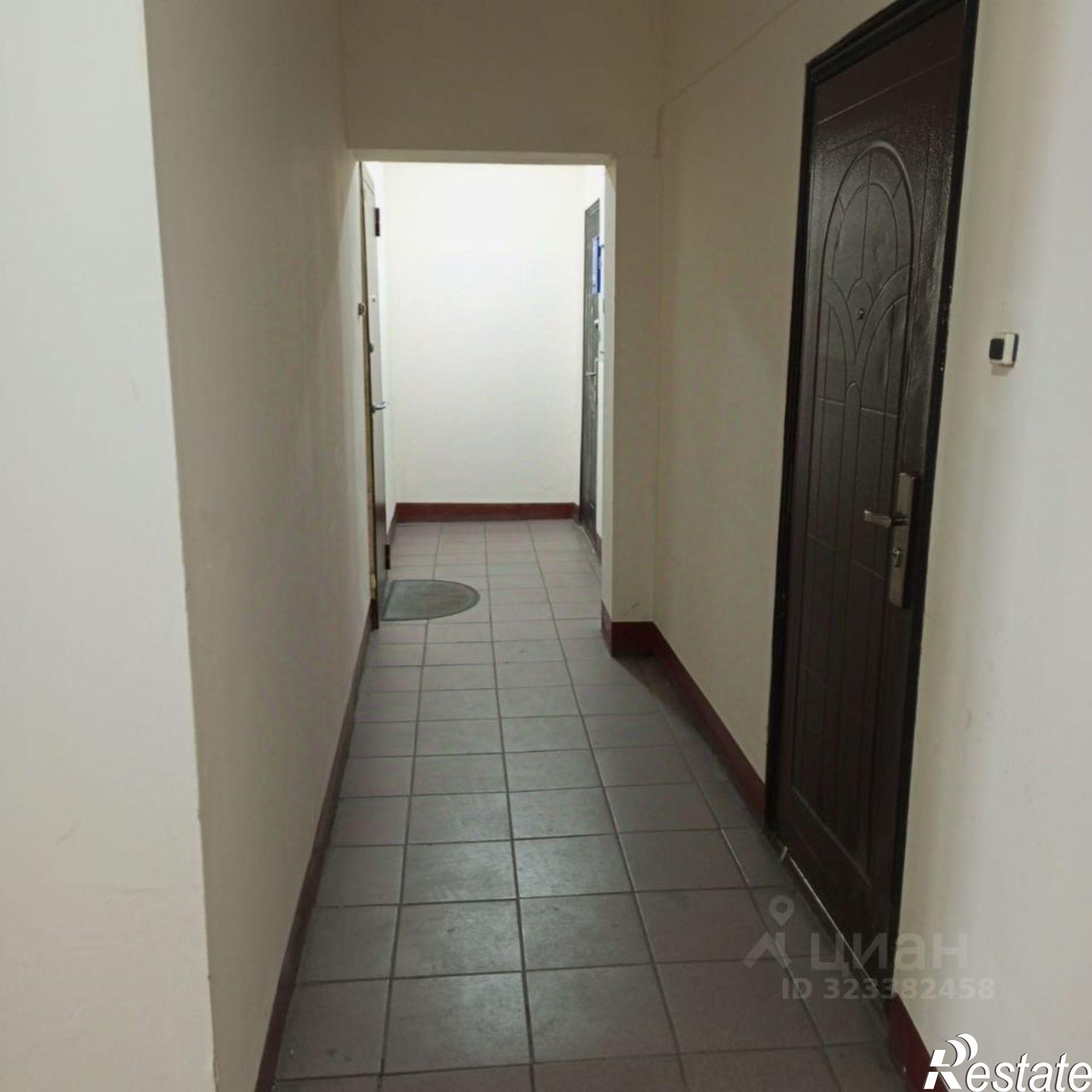 Купить квартиру за 3 000 000 рублей на Вельская улица, 1