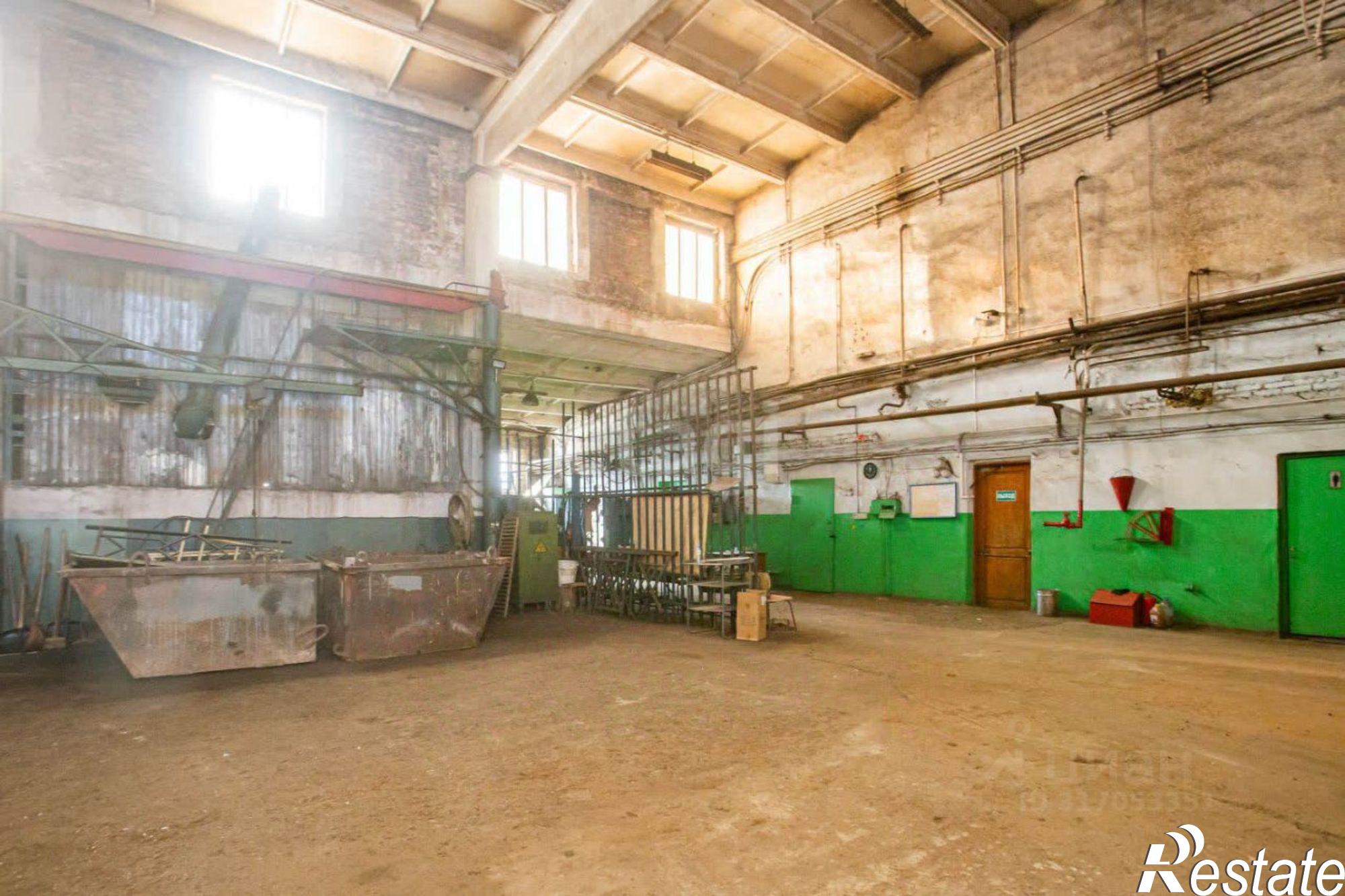 Купить складское помещение за 30 001 300 рублей на 2-й Инициативный переулок, 3