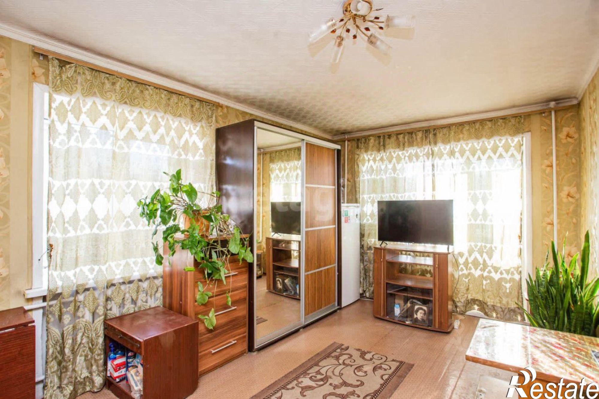 Купить квартиру за 2 500 000 рублей на улица Александрова, 15