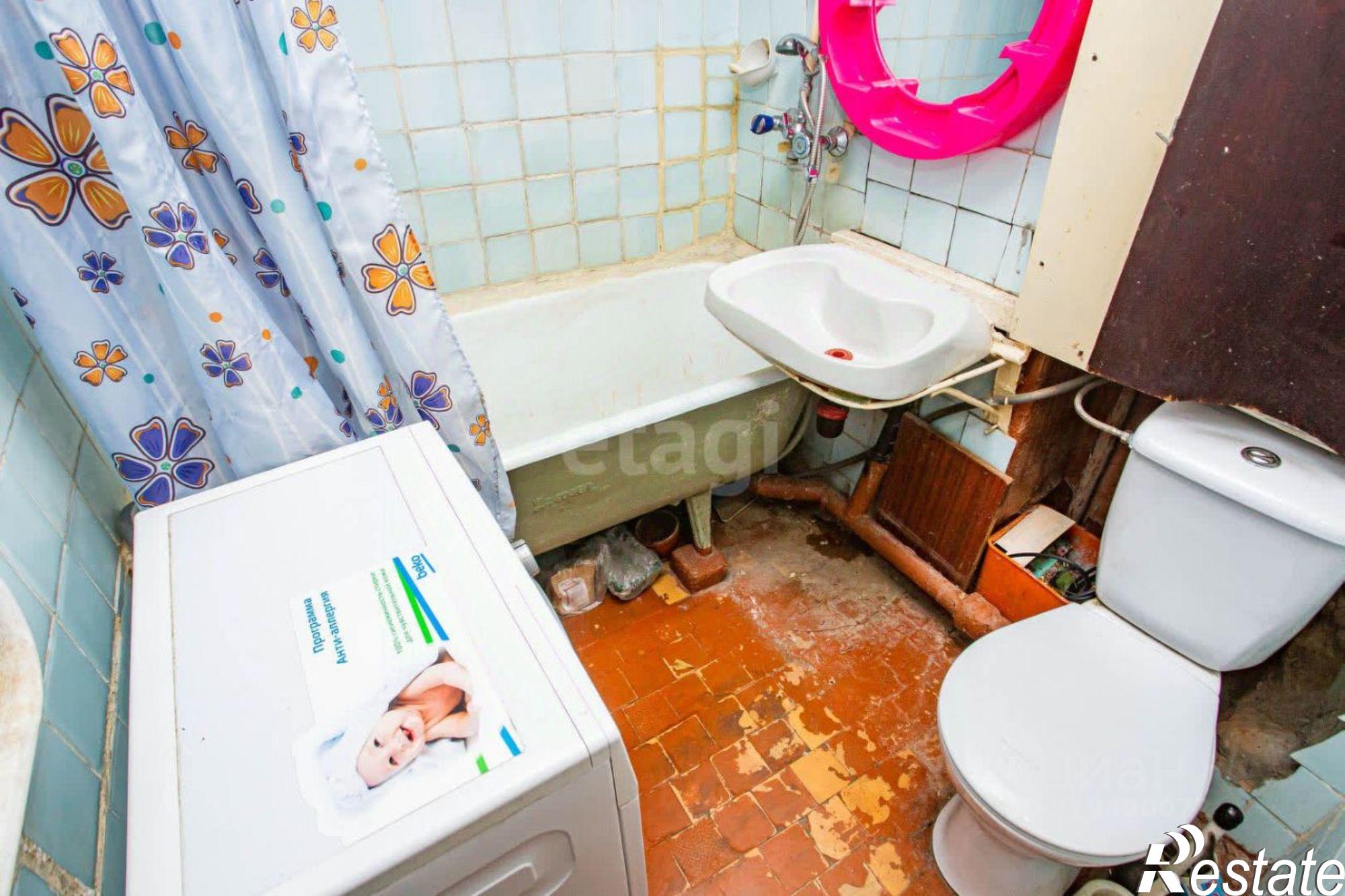 Купить квартиру за 2 500 000 рублей на улица Александрова, 15