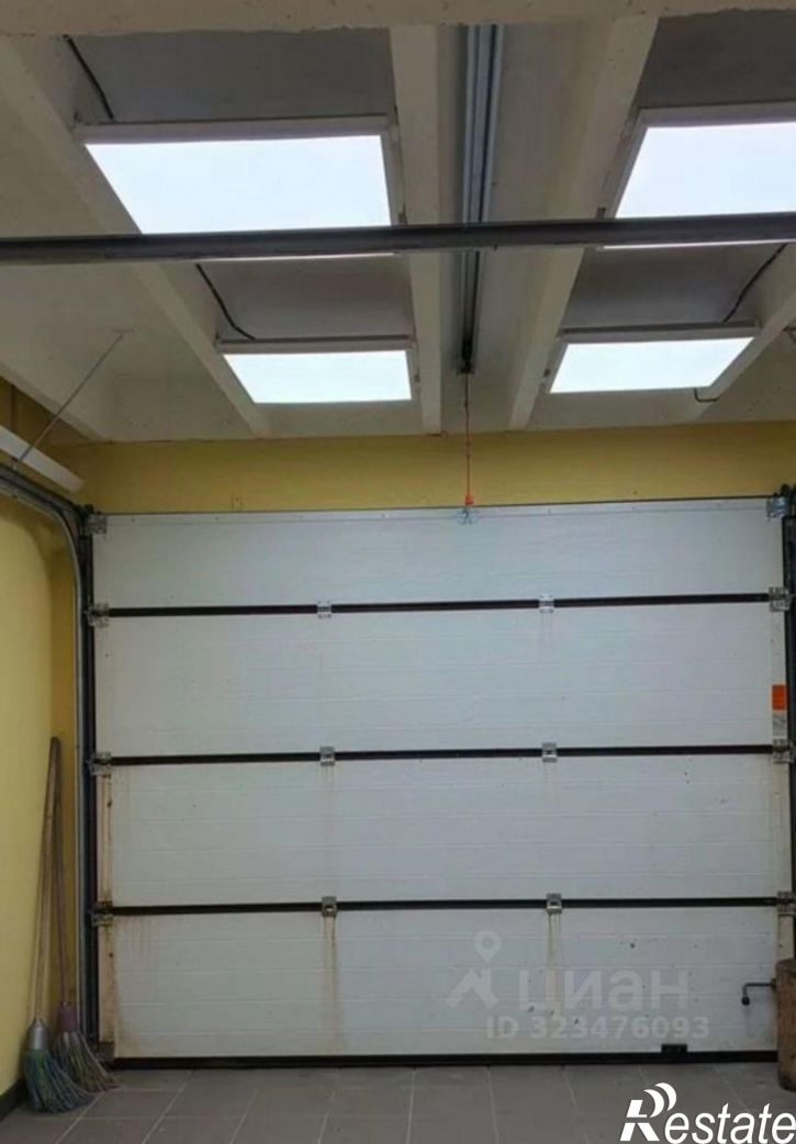 Коттедж/дом Весенний пр-кт, 12 18,  д. 12 18,  к. 18