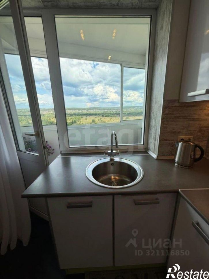 2-комн квартира Комсомольский проспект, 13,  д. 13