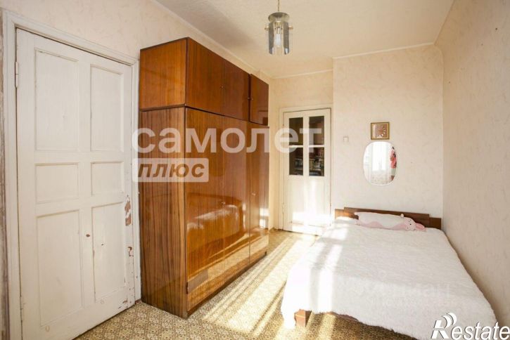 2-комн квартира улица Ушакова, 1,  д. 1