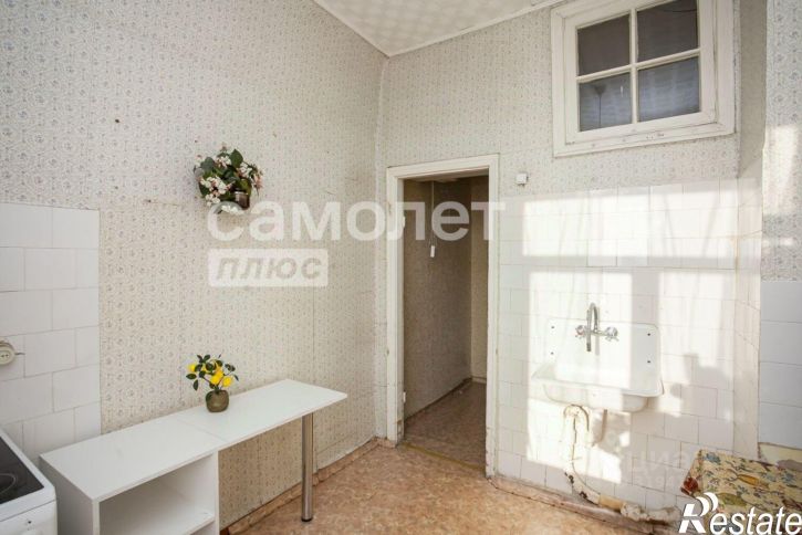 2-комн квартира улица Ушакова, 1,  д. 1