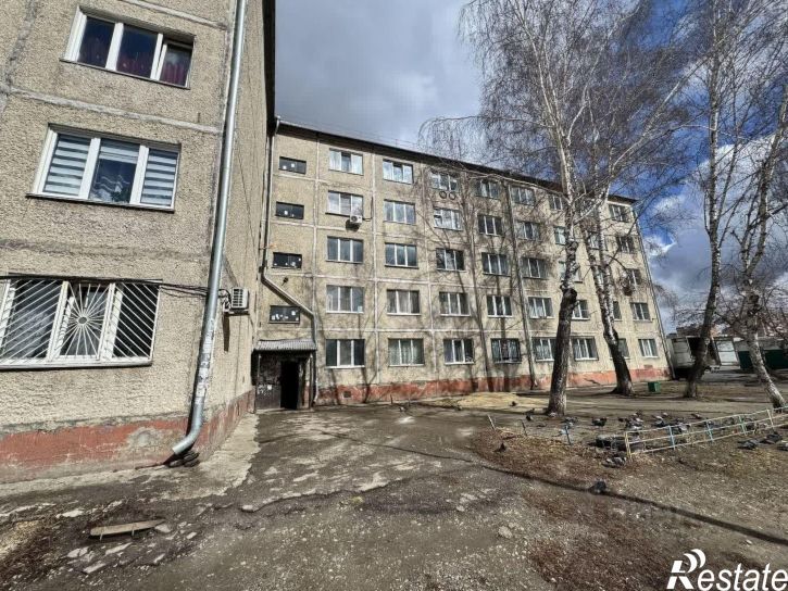 1-комн квартира Космическая улица, 18,  д. 18