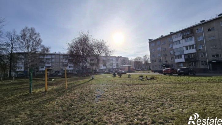 2-комн квартира Октябрьский проспект, 93,  д. 93