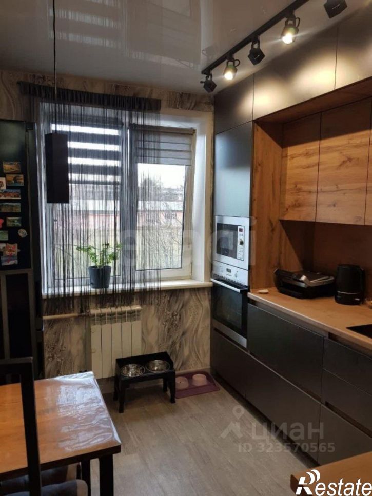 3-комн квартира Институтская улица, 26,  д. 26