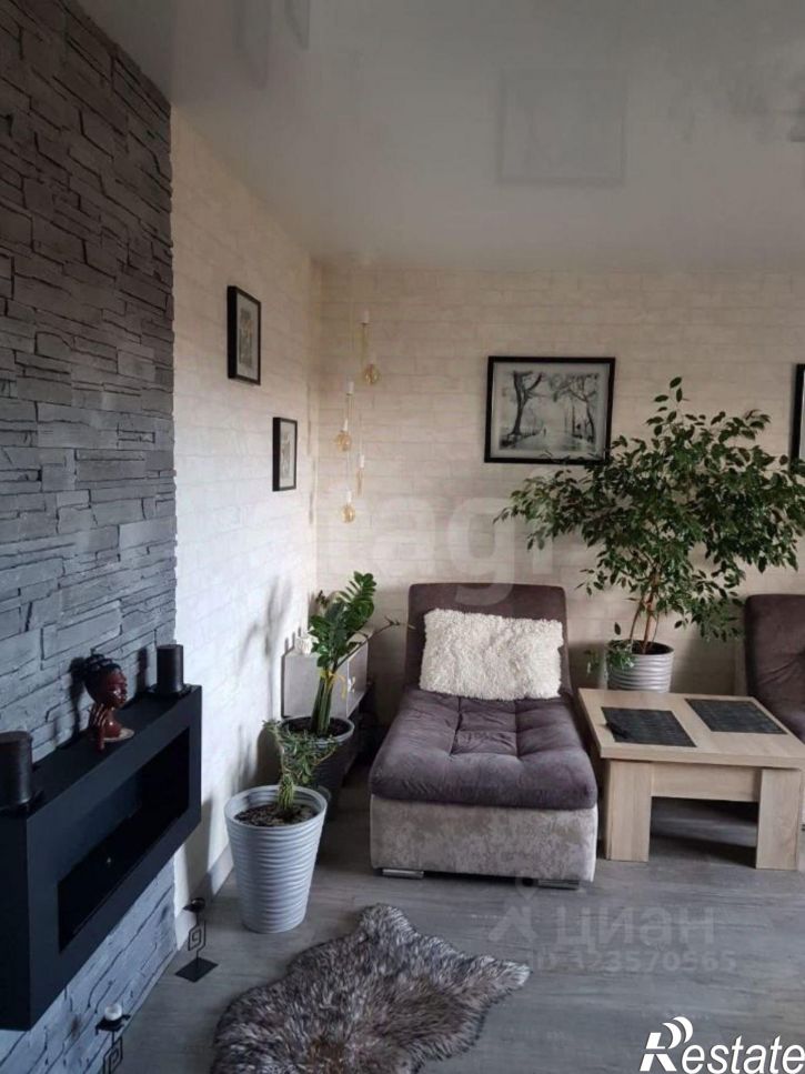 3-комн квартира Институтская улица, 26,  д. 26