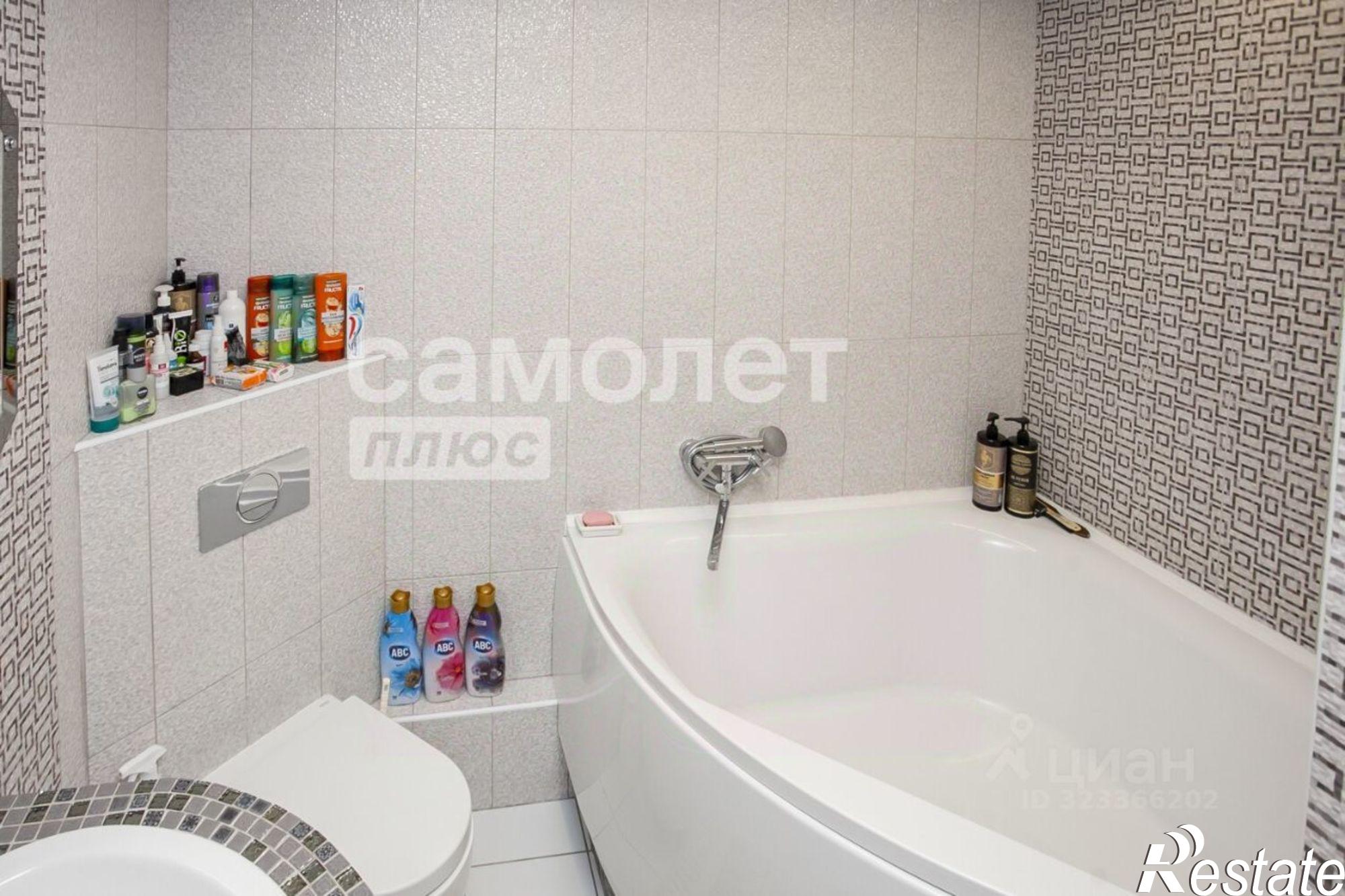 Купить квартиру за 6 350 000 рублей на бульвар Строителей, 1