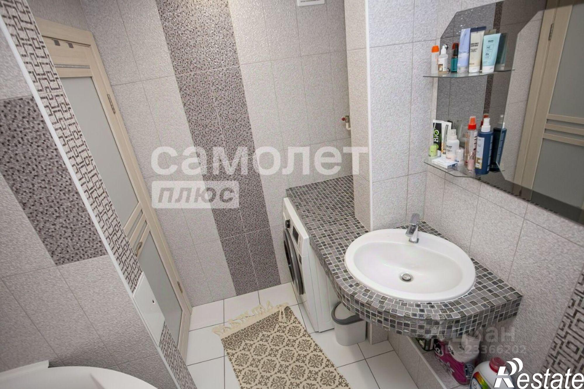 Купить квартиру за 6 350 000 рублей на бульвар Строителей, 1