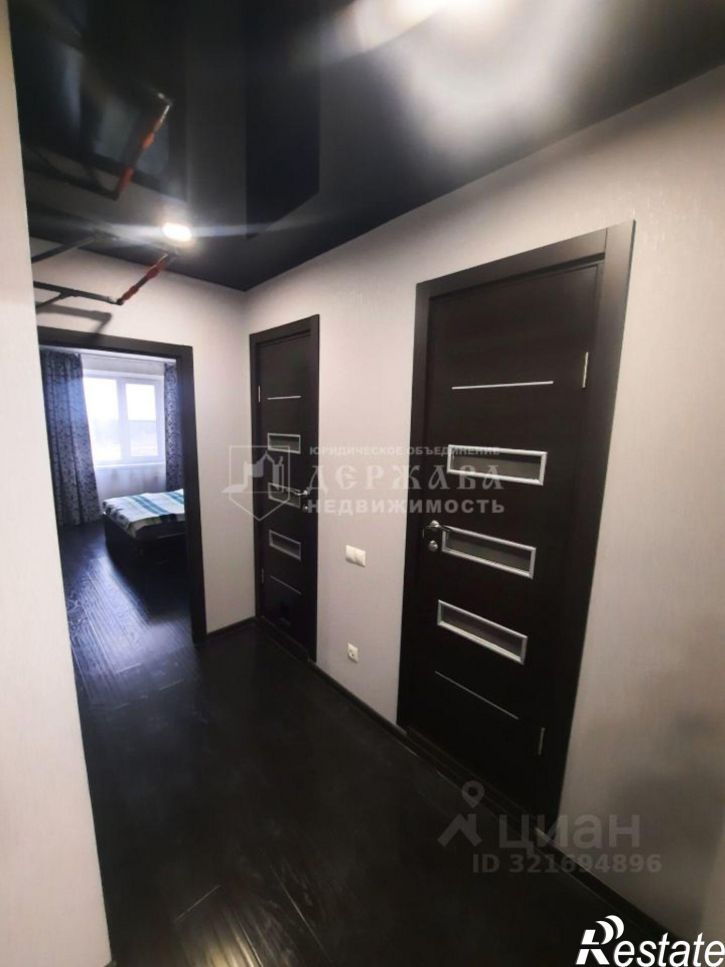 2-комн квартира пр-кт Шахтеров, 82а,  д. 82а