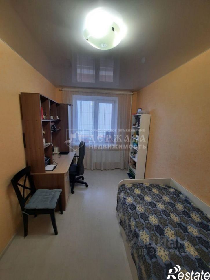 2-комн квартира пр-кт Шахтеров, 82а,  д. 82а