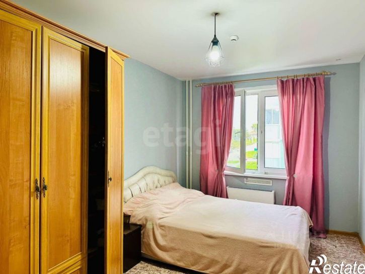 2-комн квартира улица Нахимова, 262,  д. 262