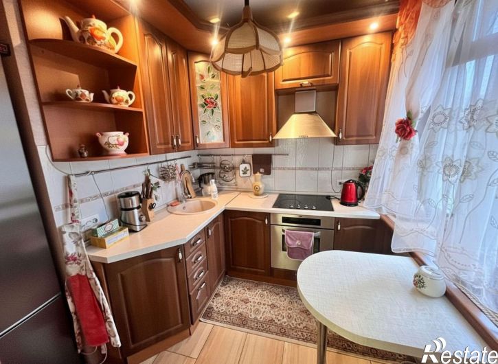 3-комн квартира б-р Строителей, 11,  д. 11