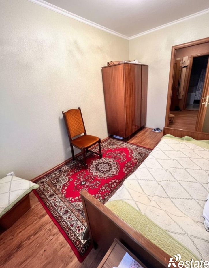 3-комн квартира б-р Строителей, 11,  д. 11