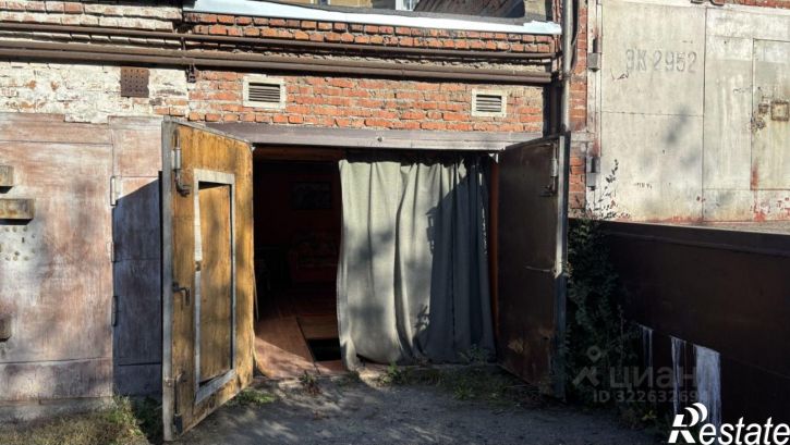 Гараж/парковка Молодёжный проспект, 8,  д. 8