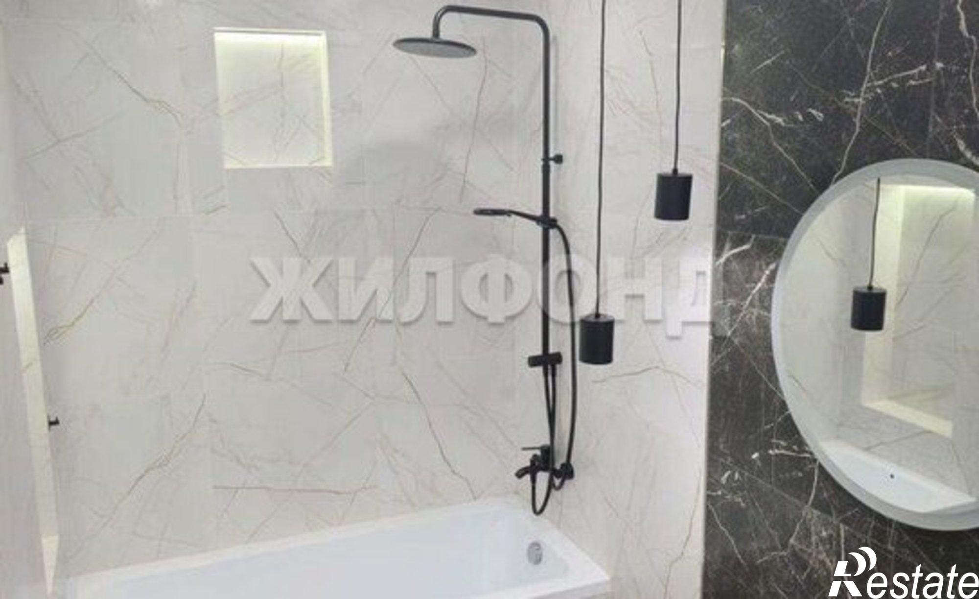 Купить квартиру за 5 000 000 рублей на ул 40 лет Октября, 3