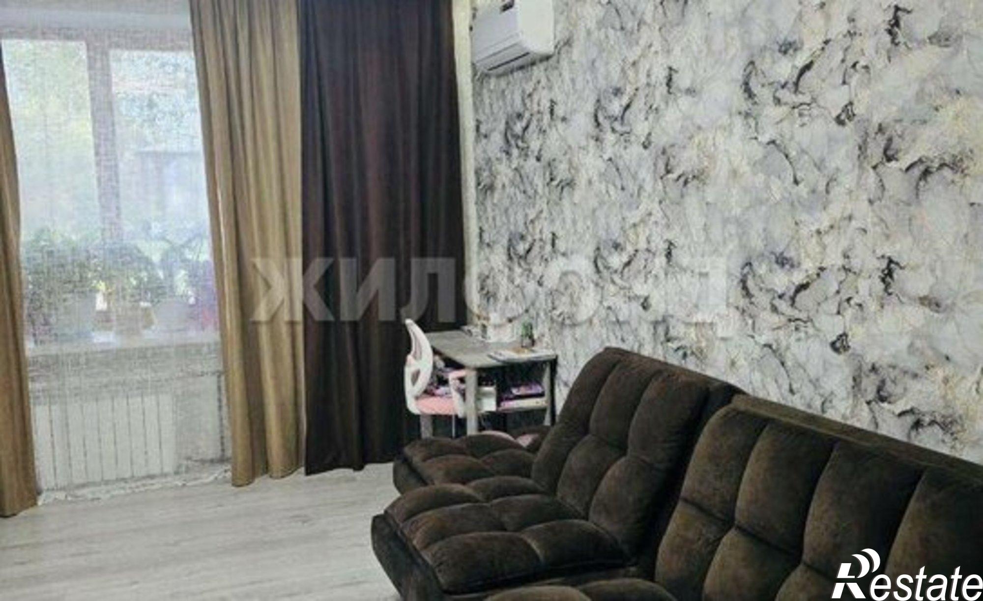 Купить квартиру за 5 000 000 рублей на ул 40 лет Октября, 3